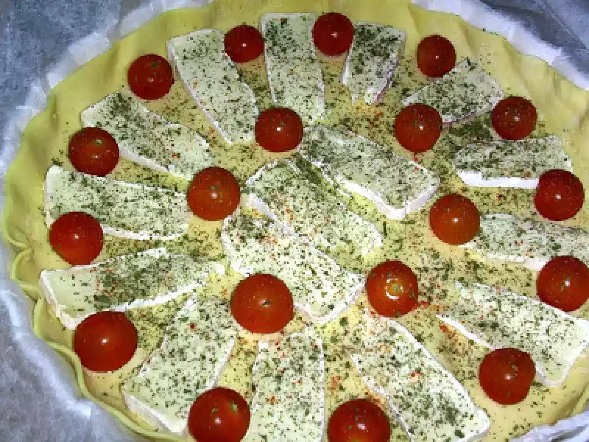 Tarte au reblochon, tomates cerises et piment d'Espelette - photo 2