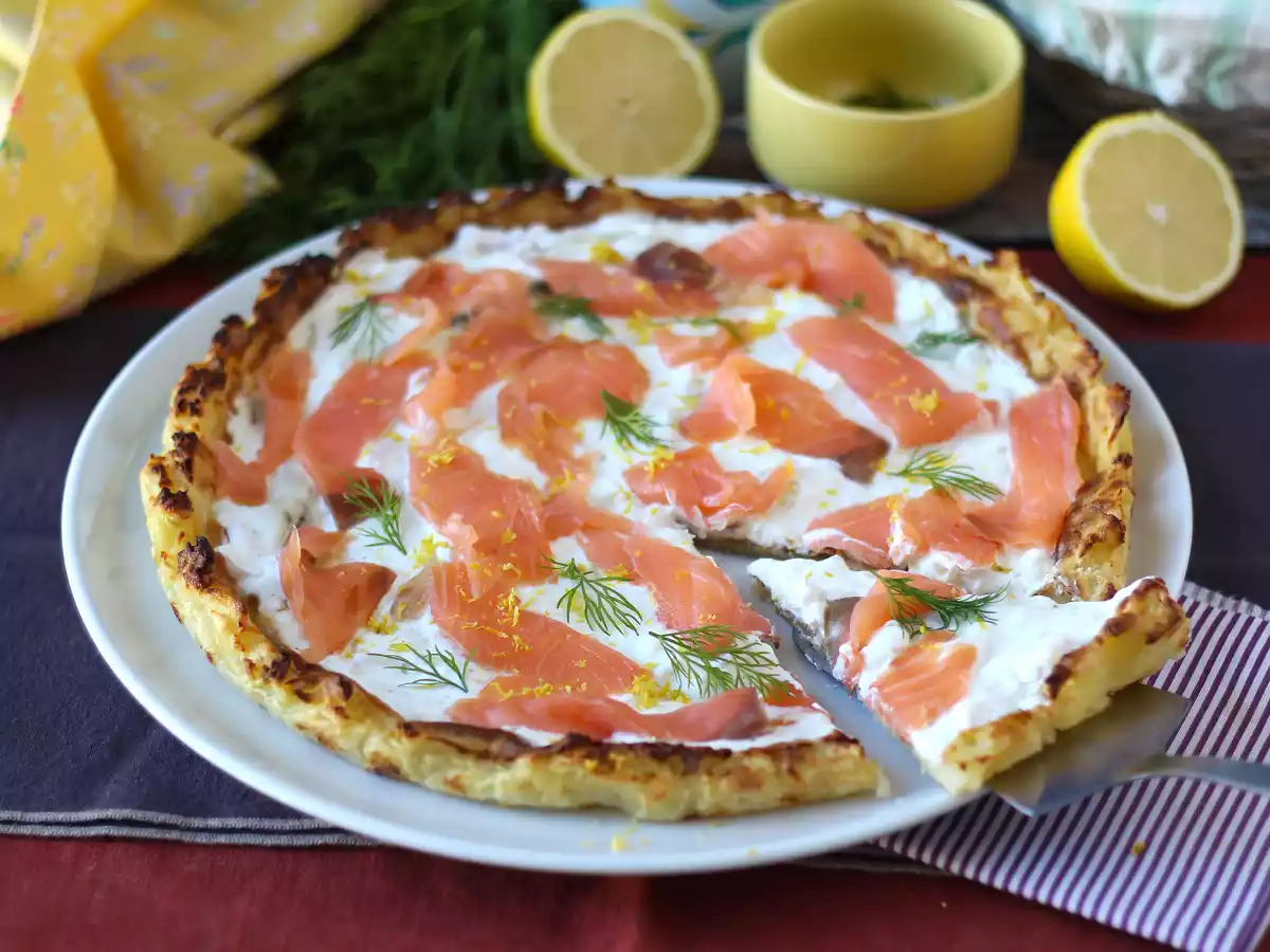 Tarte au saumon fumé avec une base de pommes de terre - photo 5