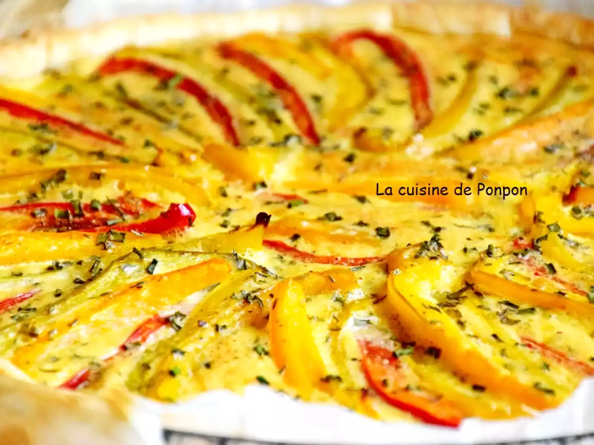 Tarte aux 3 poivrons parfumée au raifort à l'ail des ours