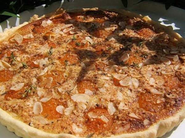 Tarte Aux Abricots Amandes Miel Et Thym Recette Ptitchef