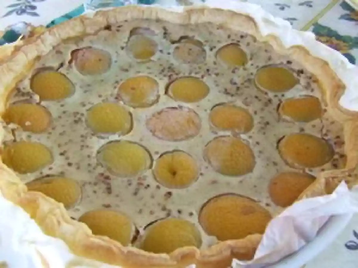 Tarte aux abricots et au pralin