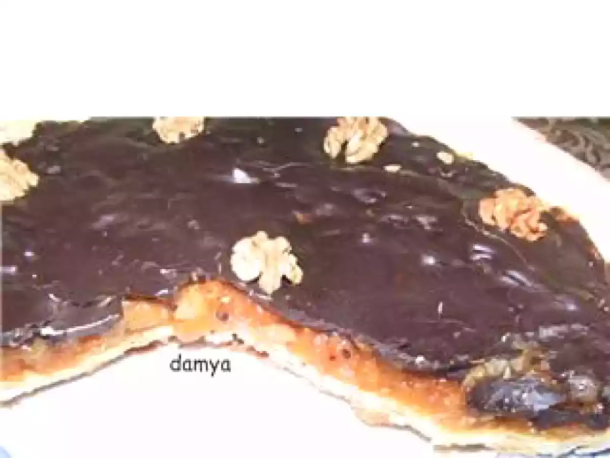 Tarte aux abricots secs et chocolat