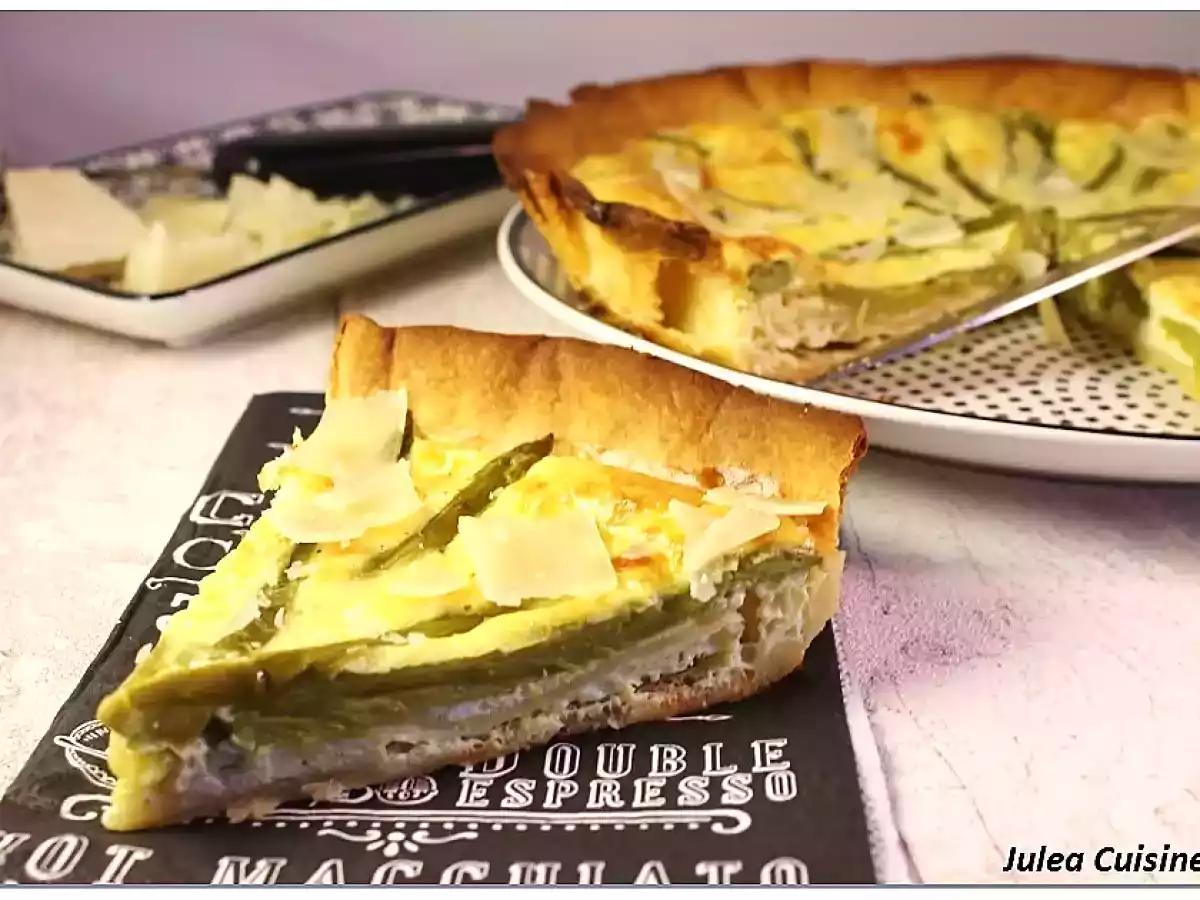 Tarte aux asperges et au parmesan