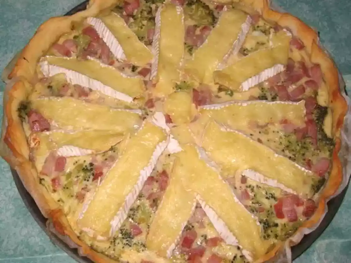 Tarte aux brocolis et au camembert