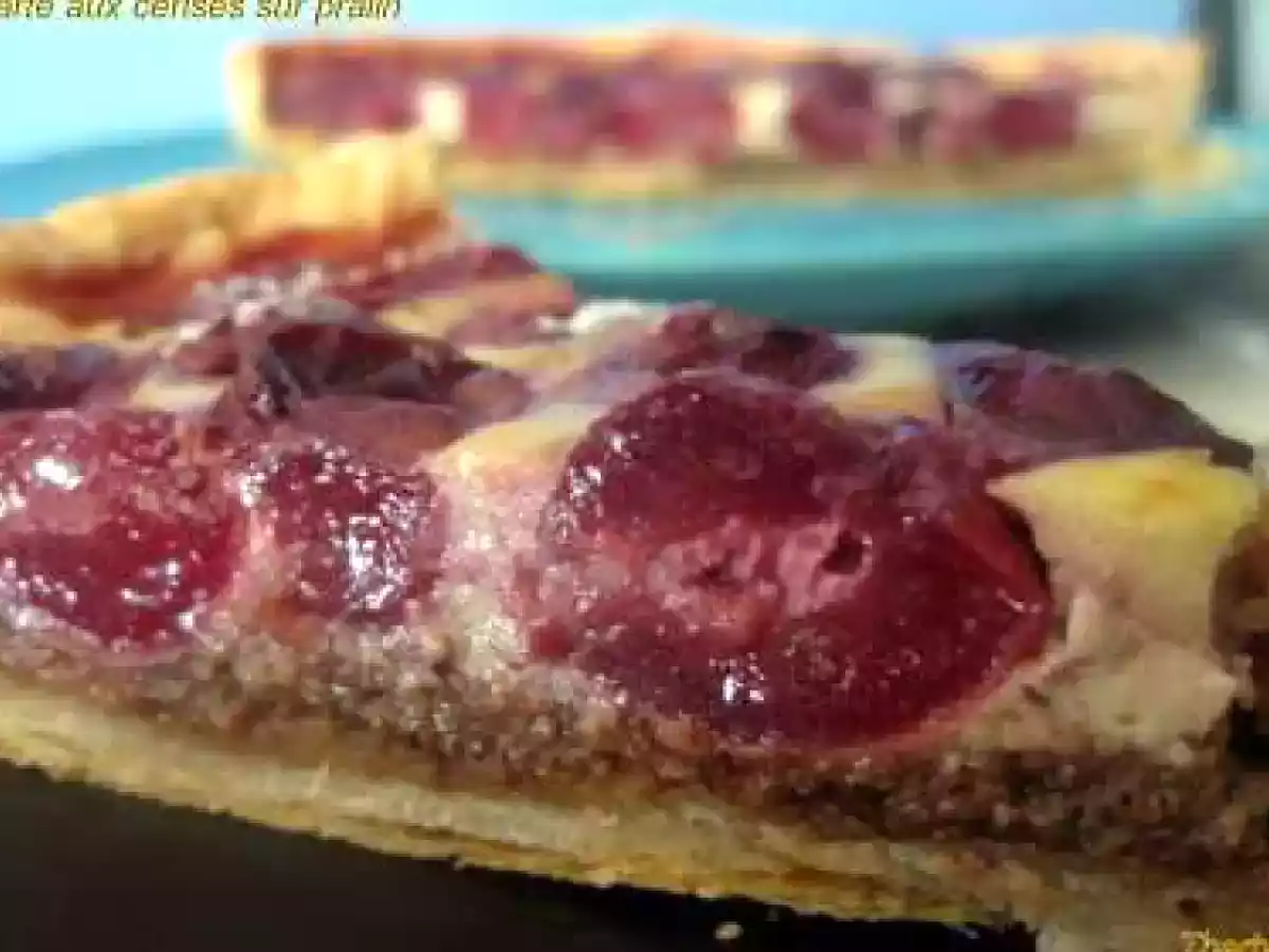 Tarte aux cerises sur pralin