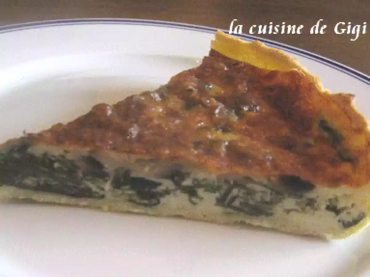 Tarte aux champignons, vert de blettes et cantal