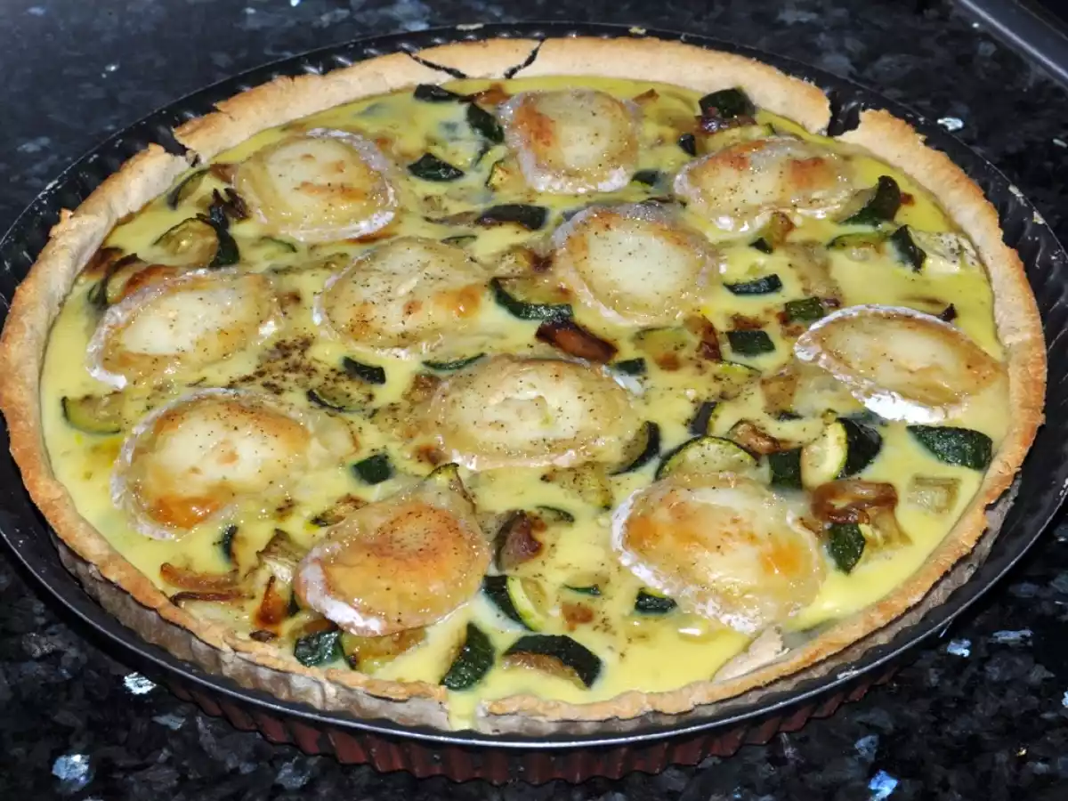 Tarte aux courgettes, jambon d'Aoste et chèvre (IG bas)