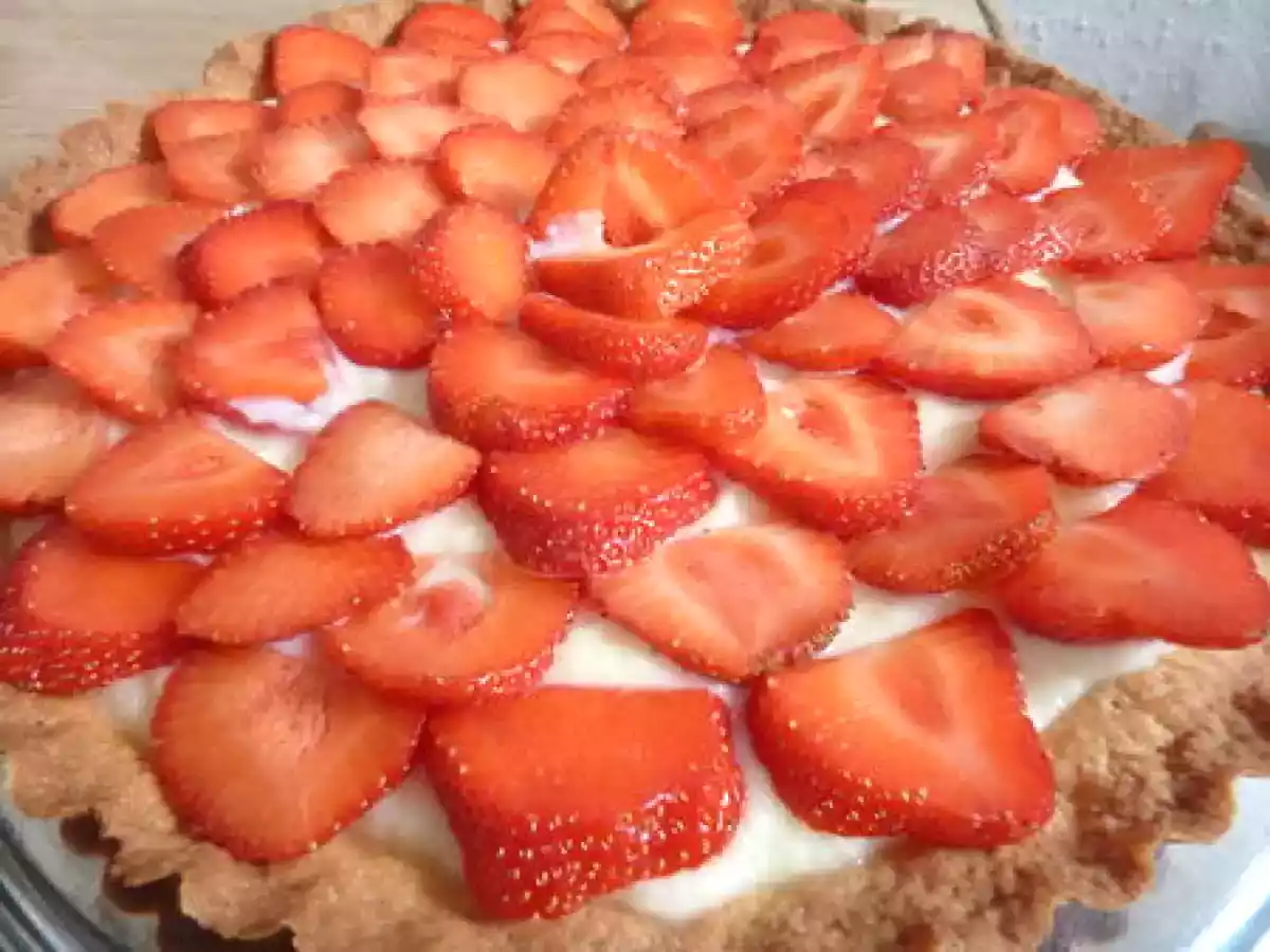 Tarte aux fraises, crème pâtissière au sureau