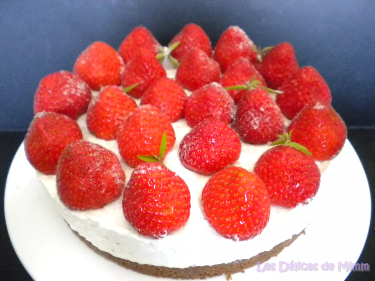 Tarte aux fraises, violettes et mascarpone (sans cuisson) - photo 2