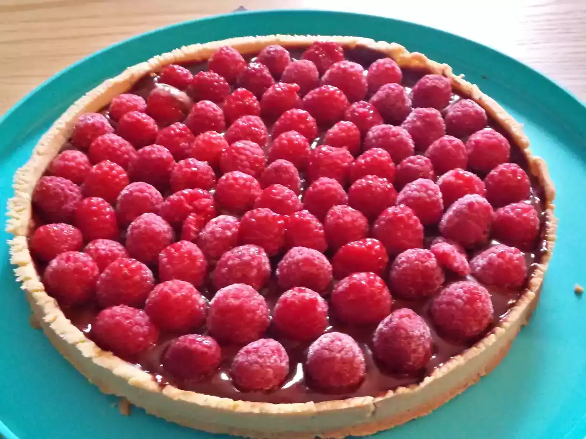 Tarte aux framboises, chocolat