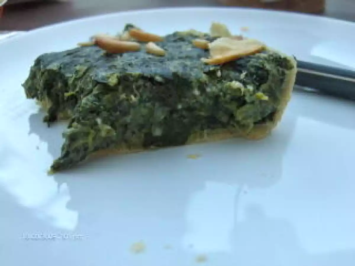 Tarte aux pignons, féta et épinards - photo 2