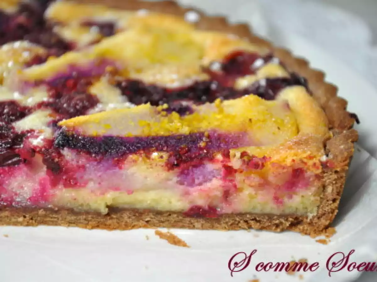 Tarte aux poires et aux cerises sur fond sablé au cacao - photo 2