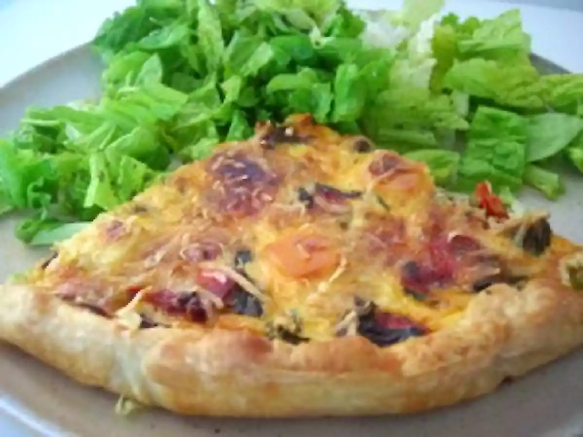 TARTE AUX POIVRONS, ÉPINARDS FRAIS ET APÉRICUBES - photo 3