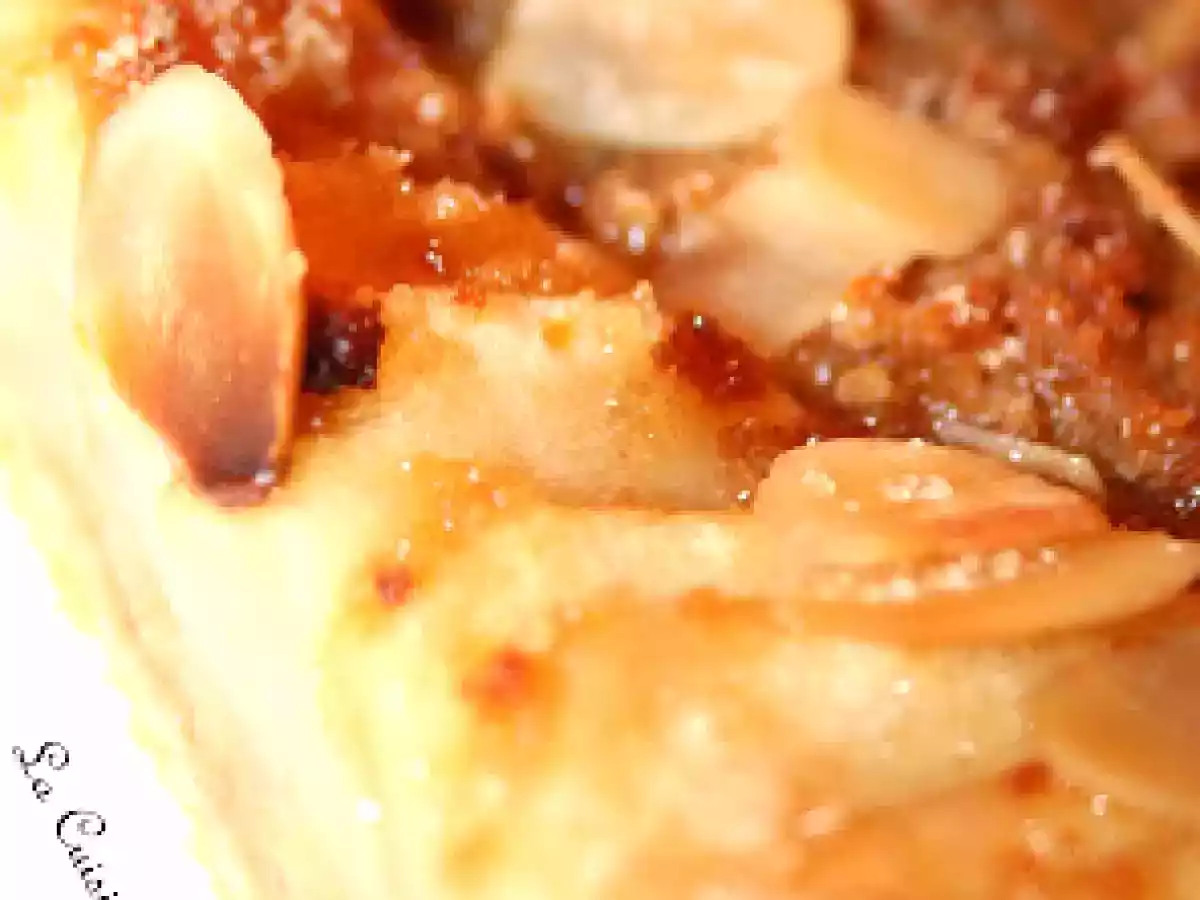 Tarte aux pommes à la crème de pain d'épices