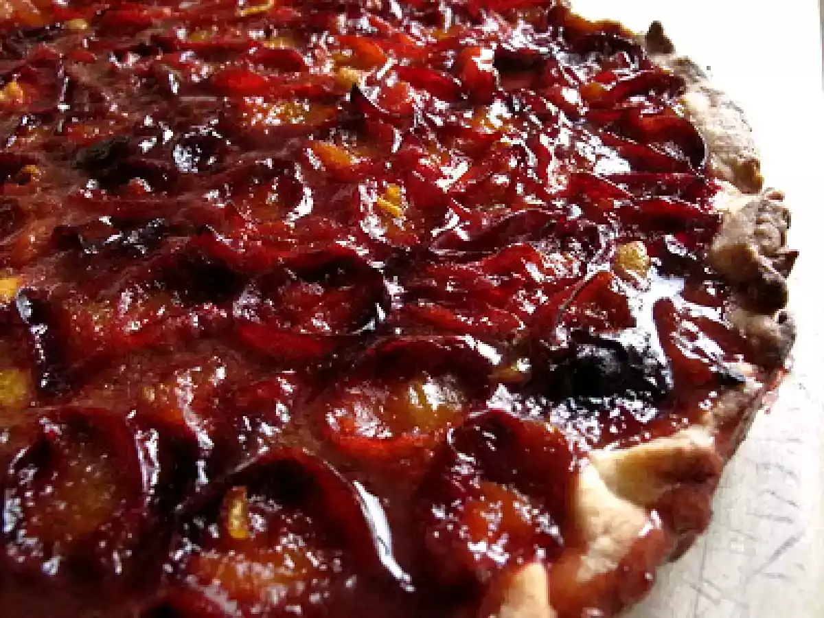 Tarte aux prunes rouges