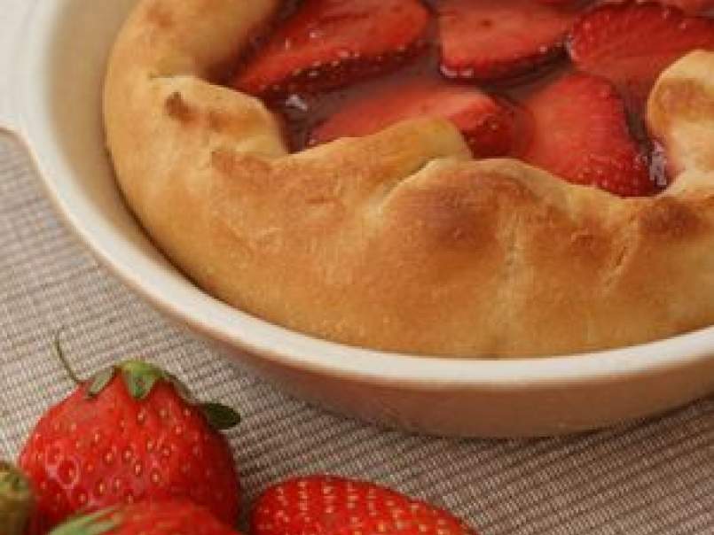 Tarte briochée aux fraises, pâtisserie du matin !, photo 3