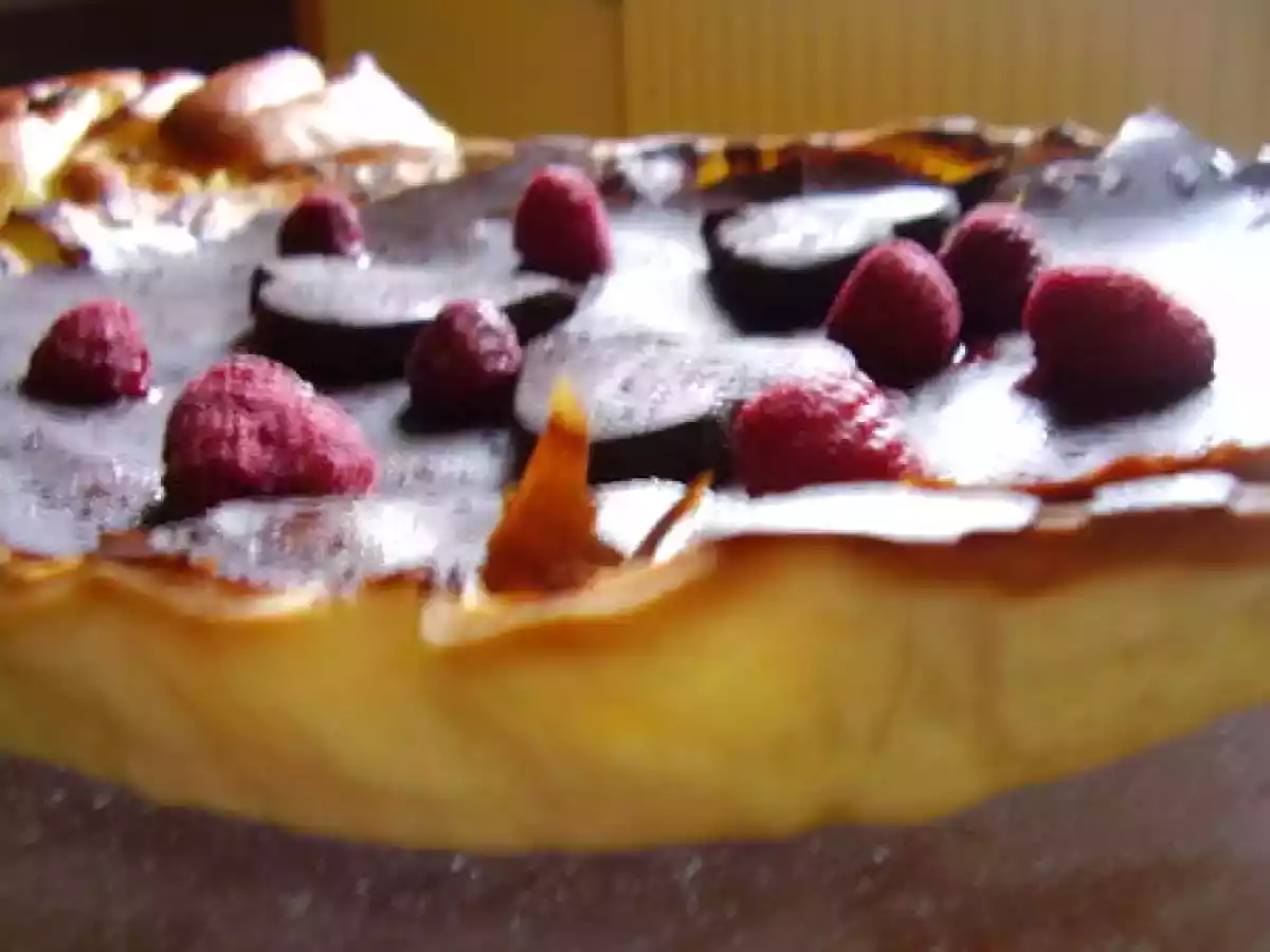 Tarte chocolat blanc-noix de coco et framboises. - photo 2