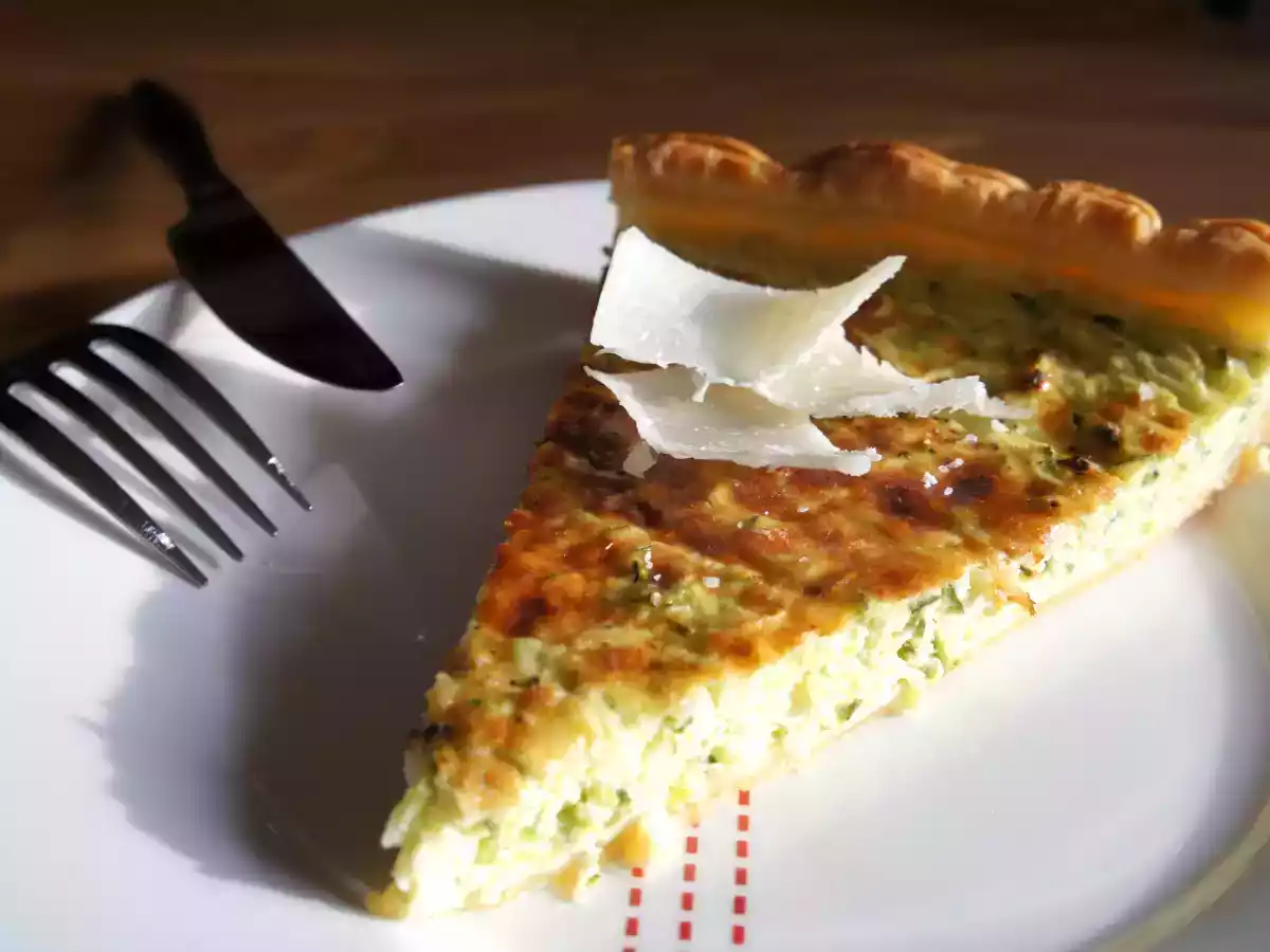 TARTE COURGETTES PARMESAN