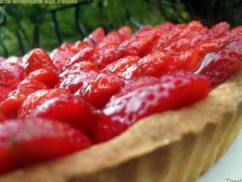 Tarte crème amandine aux fraises au sirop d'agave