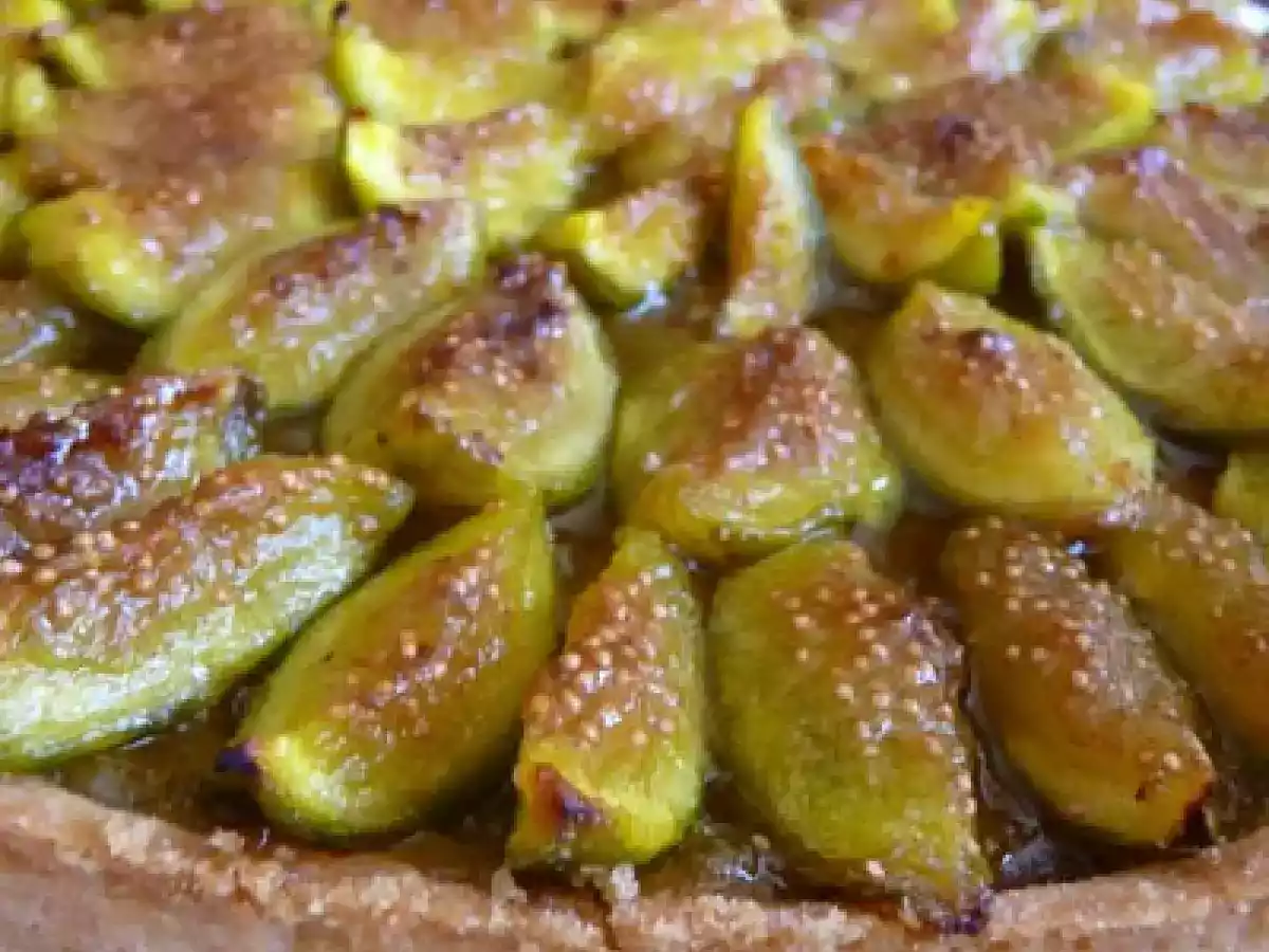 Tarte crème de noisettes, compote de figues et figues fraiches - photo 2