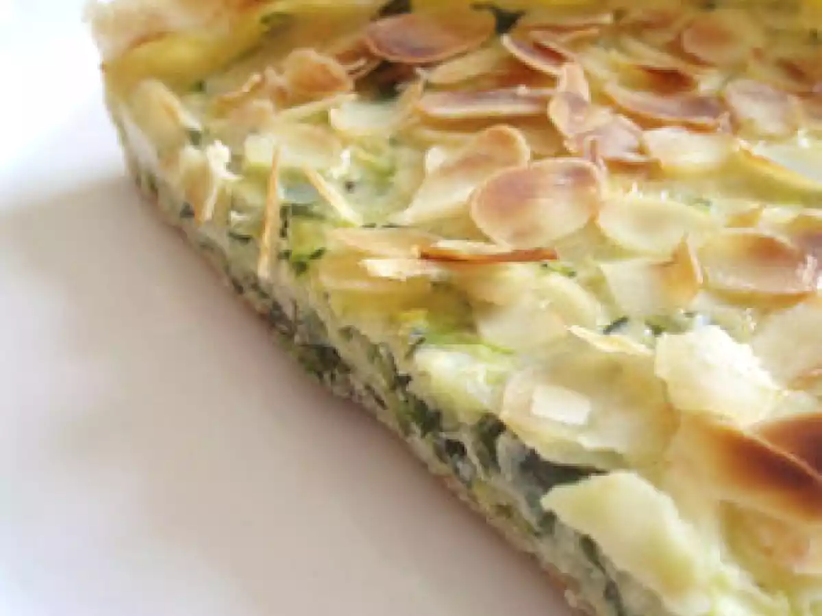 Tarte croustillante courgettes-amandes