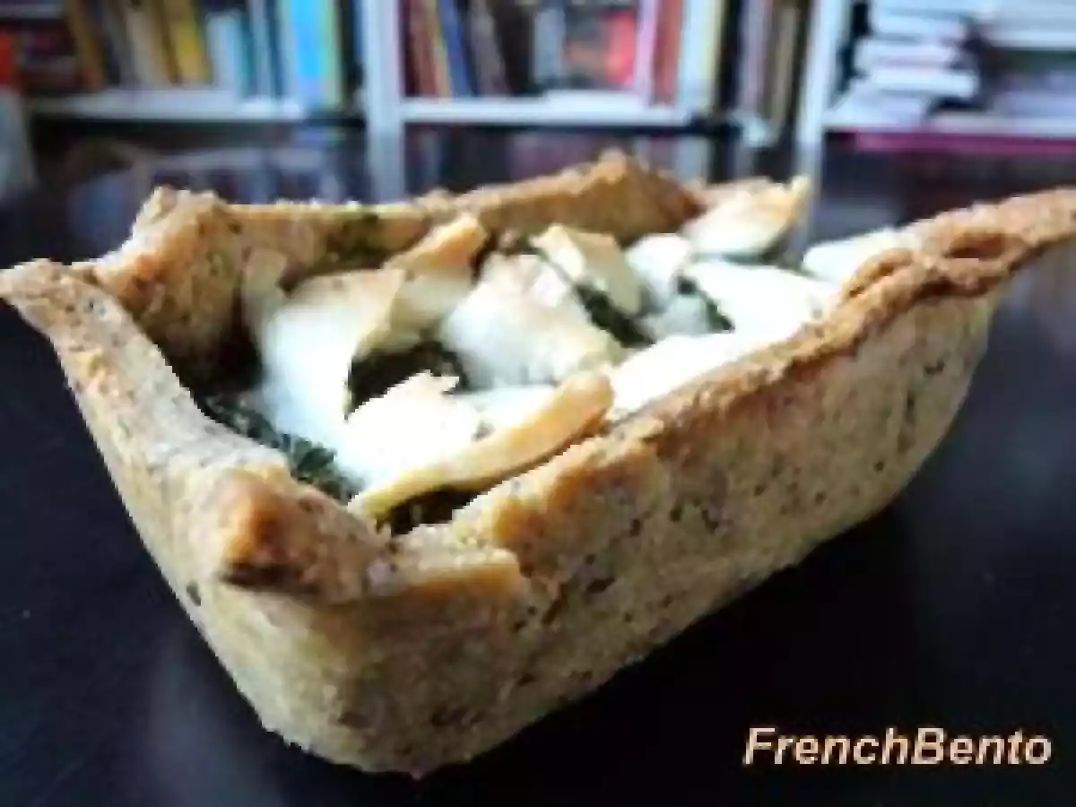 Tarte épinard, pecorino et graines torréfiées [le serpent se mord la queue]