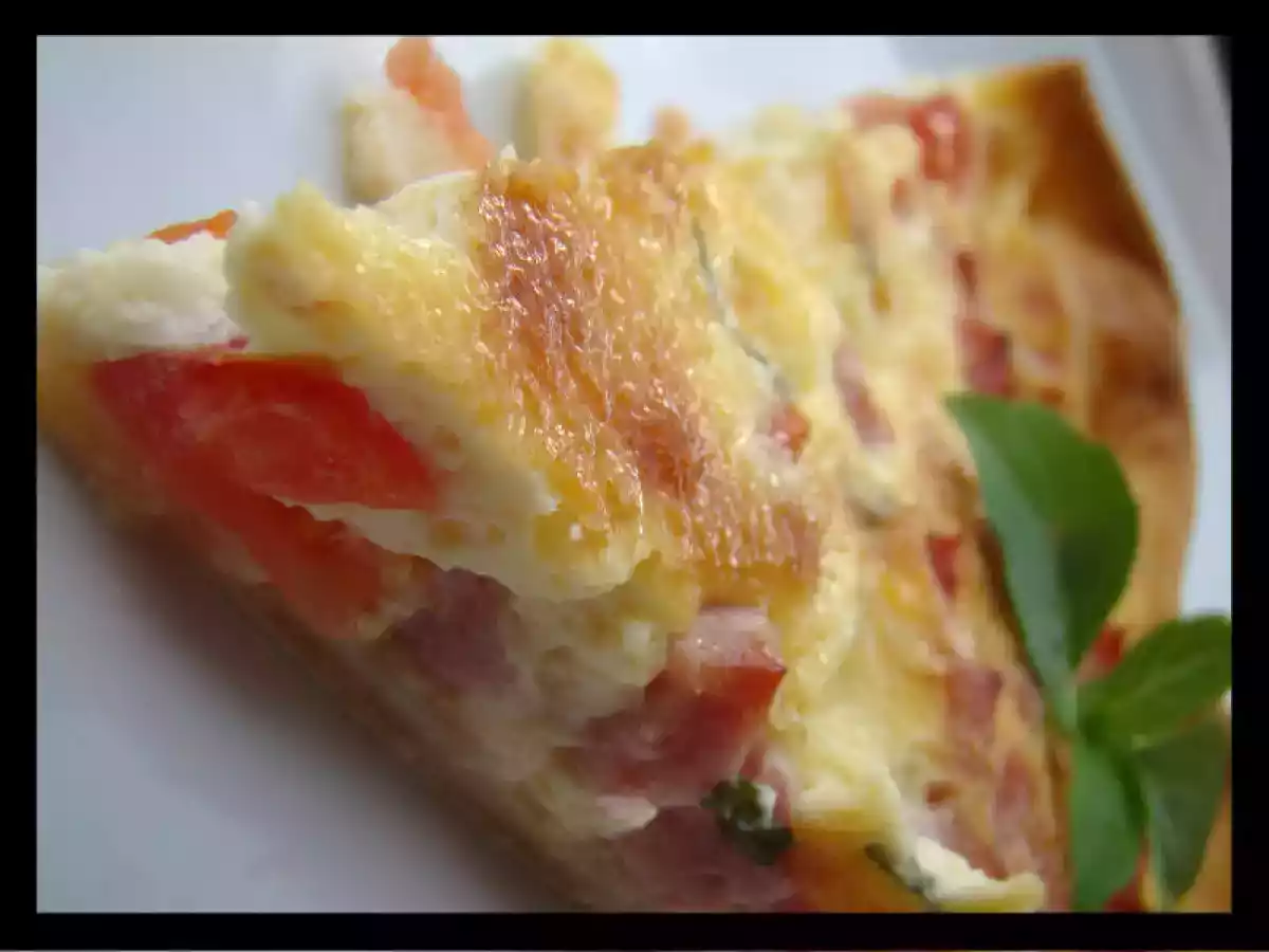 Tarte express tomates, mozza, jambon et basilic frais - photo 2
