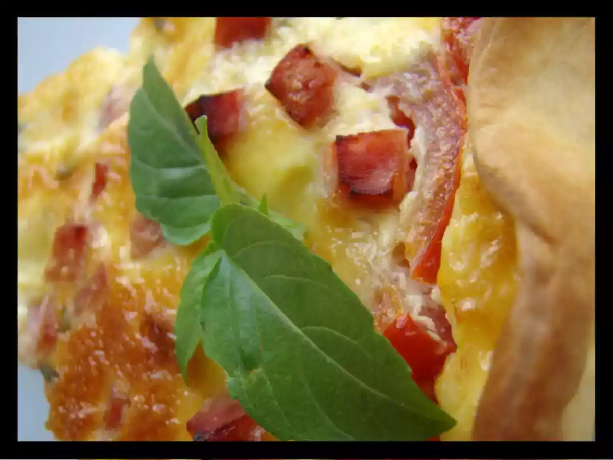 Tarte express tomates, mozza, jambon et basilic frais - photo 7