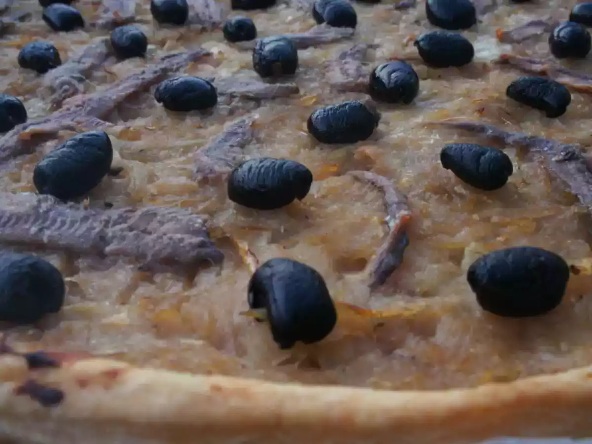 Tarte façon pissaladière - photo 2