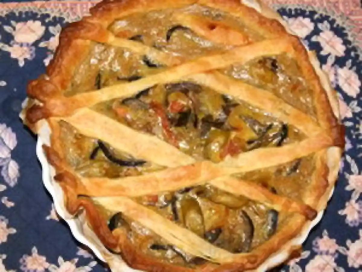 TARTE FEUILLETÉE AU CURRY D'AUBERGINE