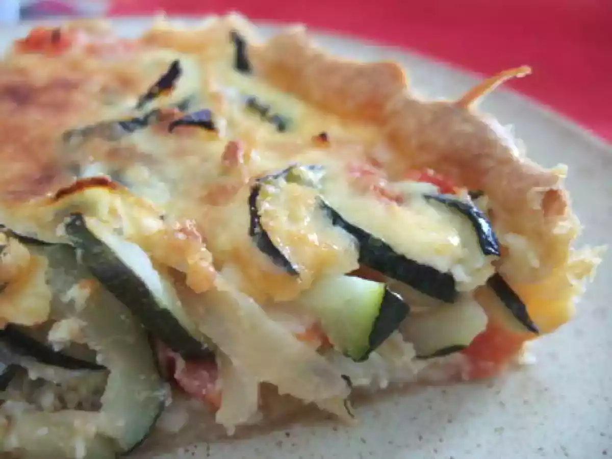 Tarte feuilletée aux courgettes, tomates et basilic