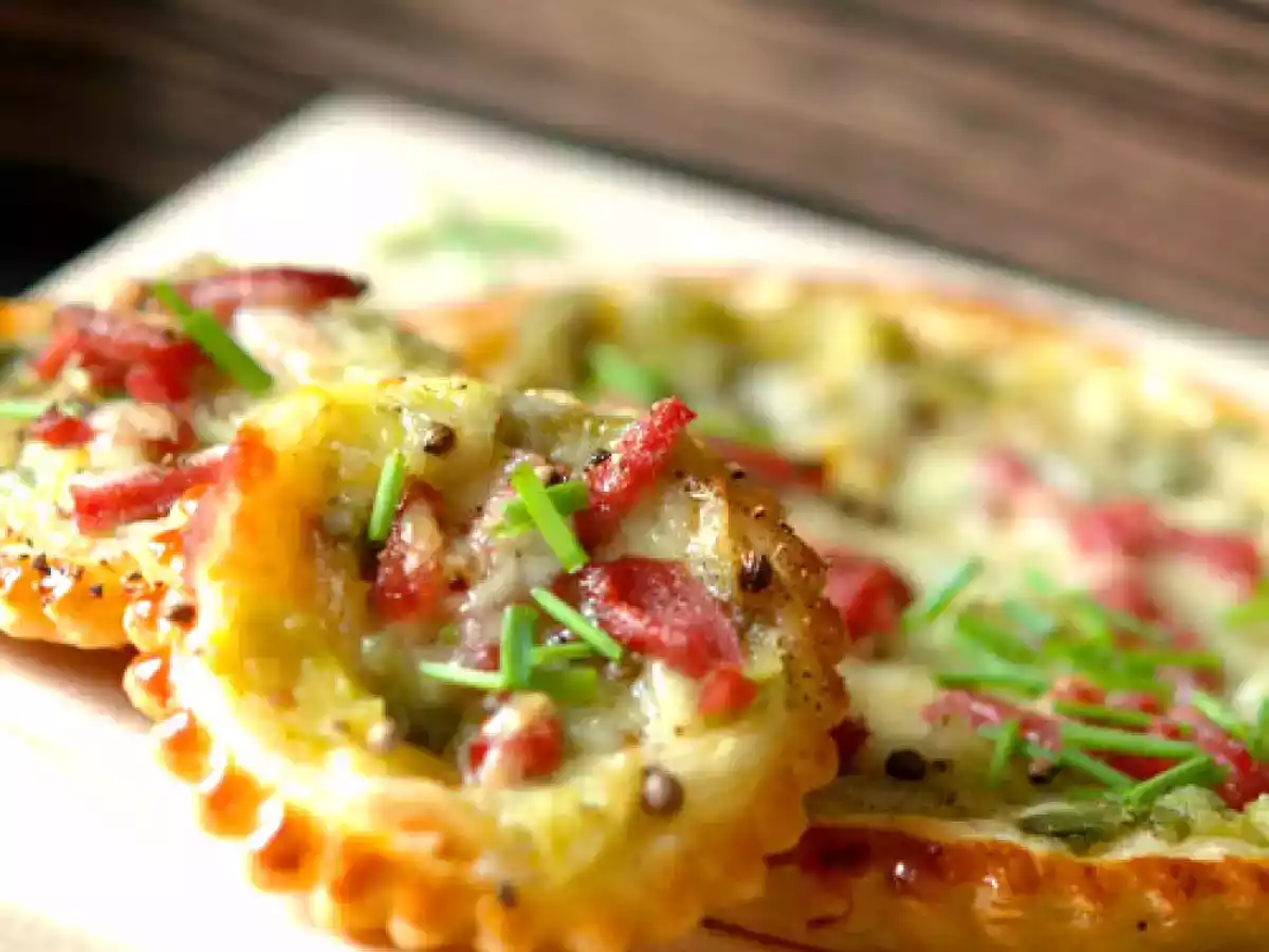 Tarte feuilletée aux poireaux, Comté et bacon