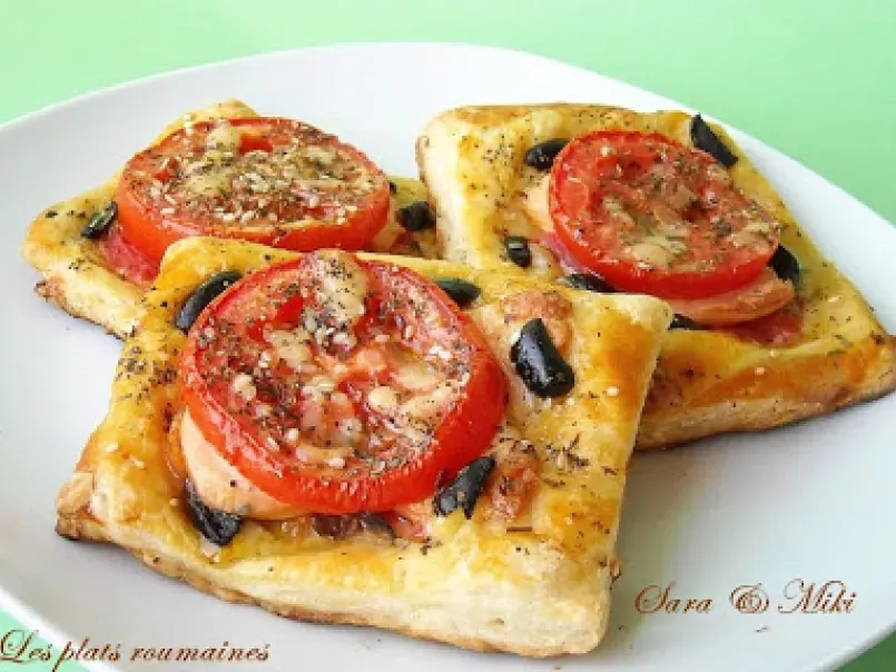 Tarte feuilletée avec tomates, saucisse et olives - photo 2