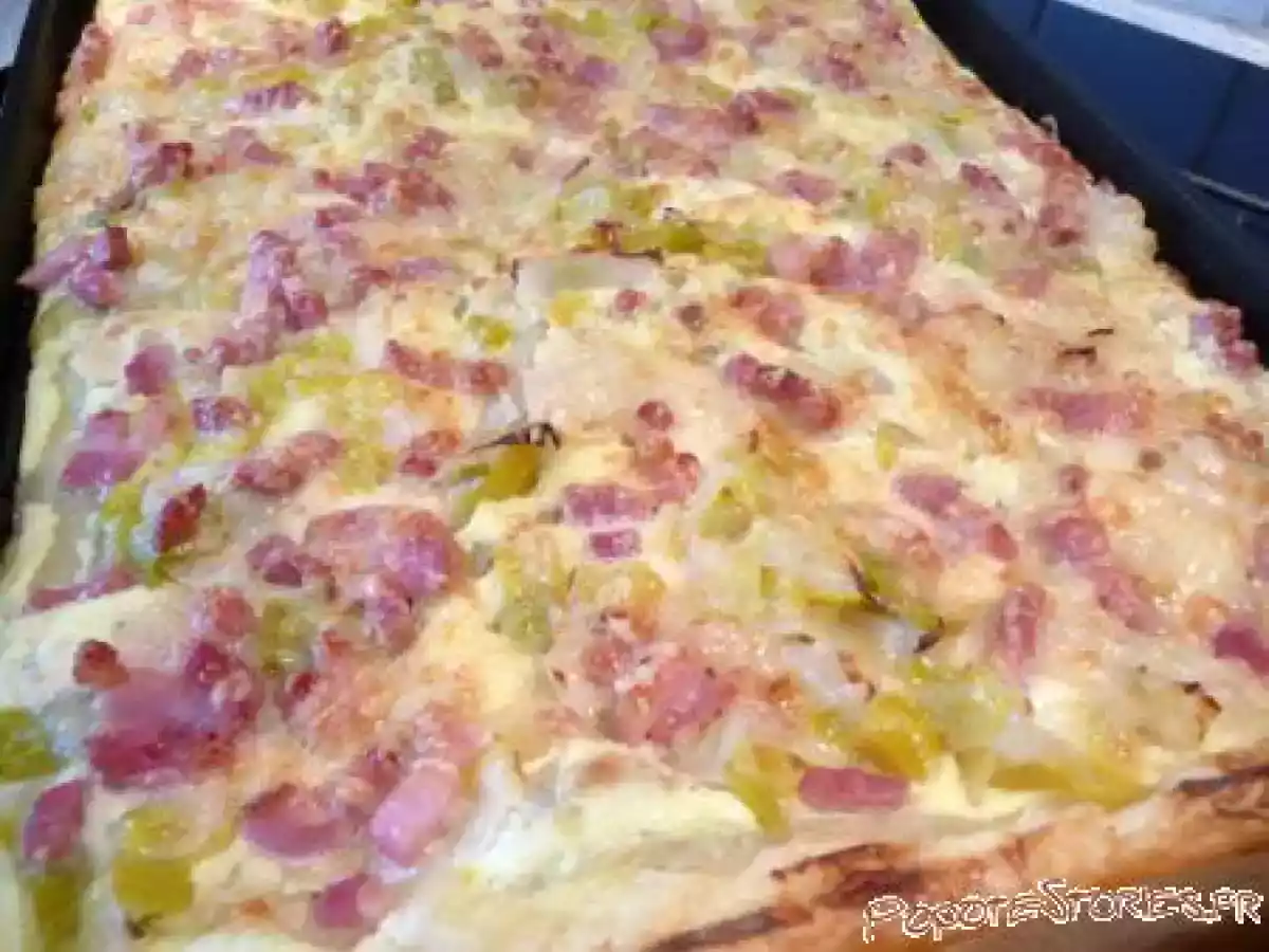 TARTE FEUILLETEE POIREAU LARDONS