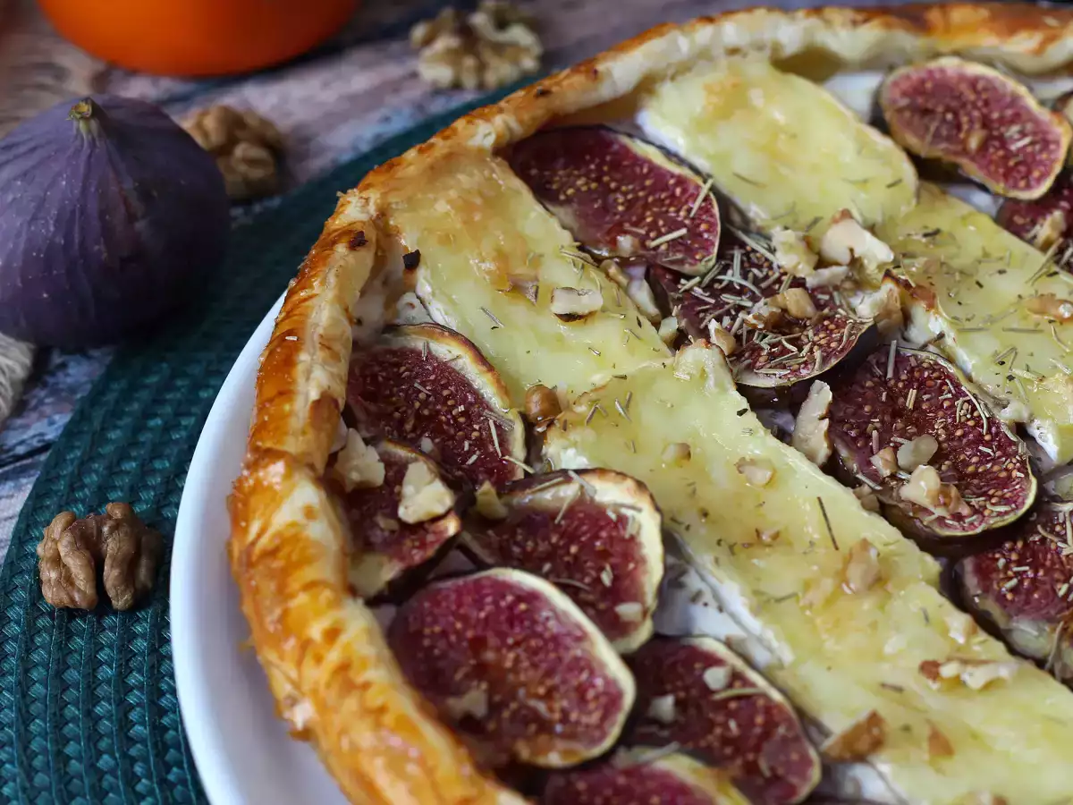 Tarte fine aux figues, brie et noix - photo 4