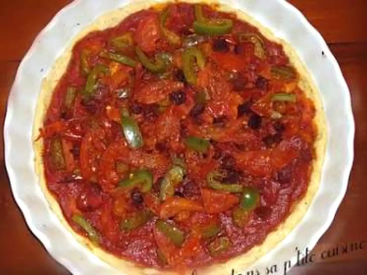 Tarte fine aux légumes du soleil et au chorizo