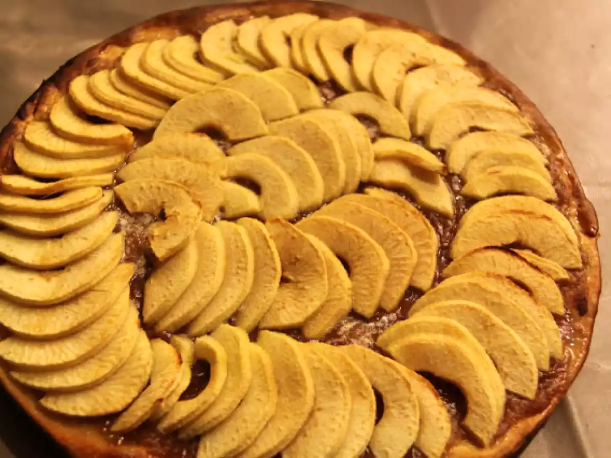 Tarte fine aux pommes et crème de marrons