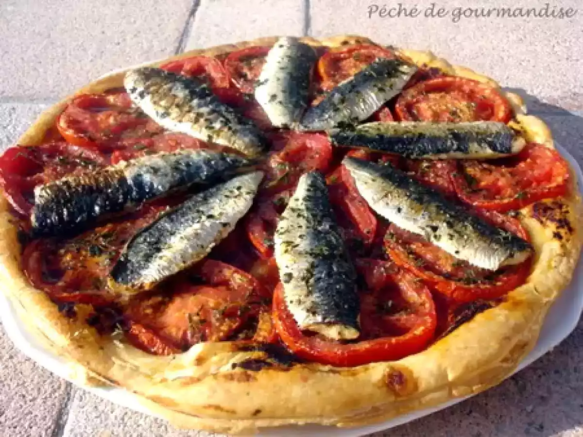 Tarte fine aux tomates et aux filet de sardines fraîches
