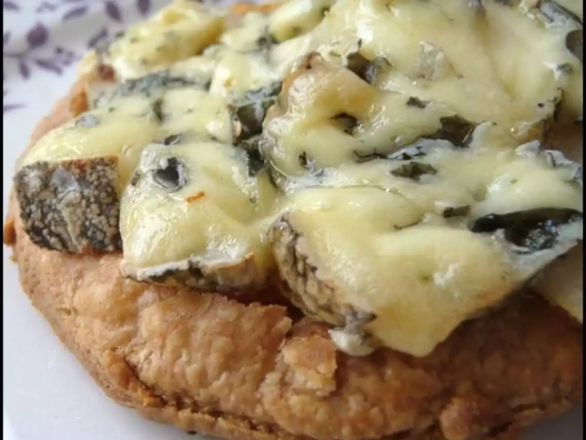 Tarte fine poires fourme d'Ambert - photo 2