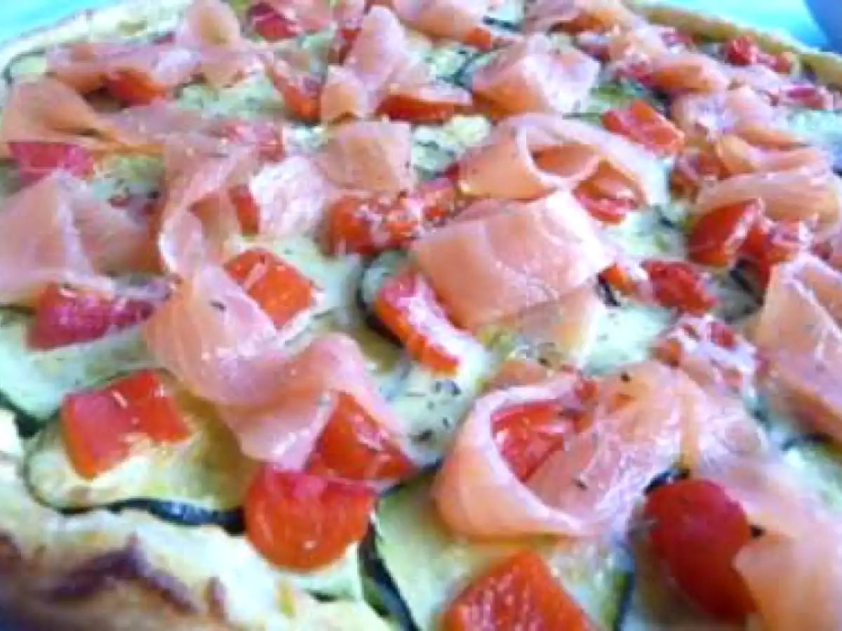 TARTE FINE SAUMON COURGETTE ET POIVRON