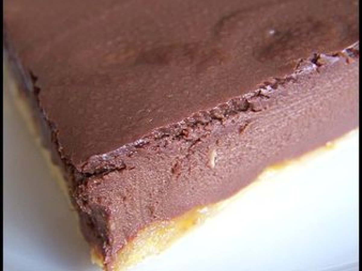Tarte Fondante Au Chocolat Noir Et Confiture D Abricot Recette Ptitchef