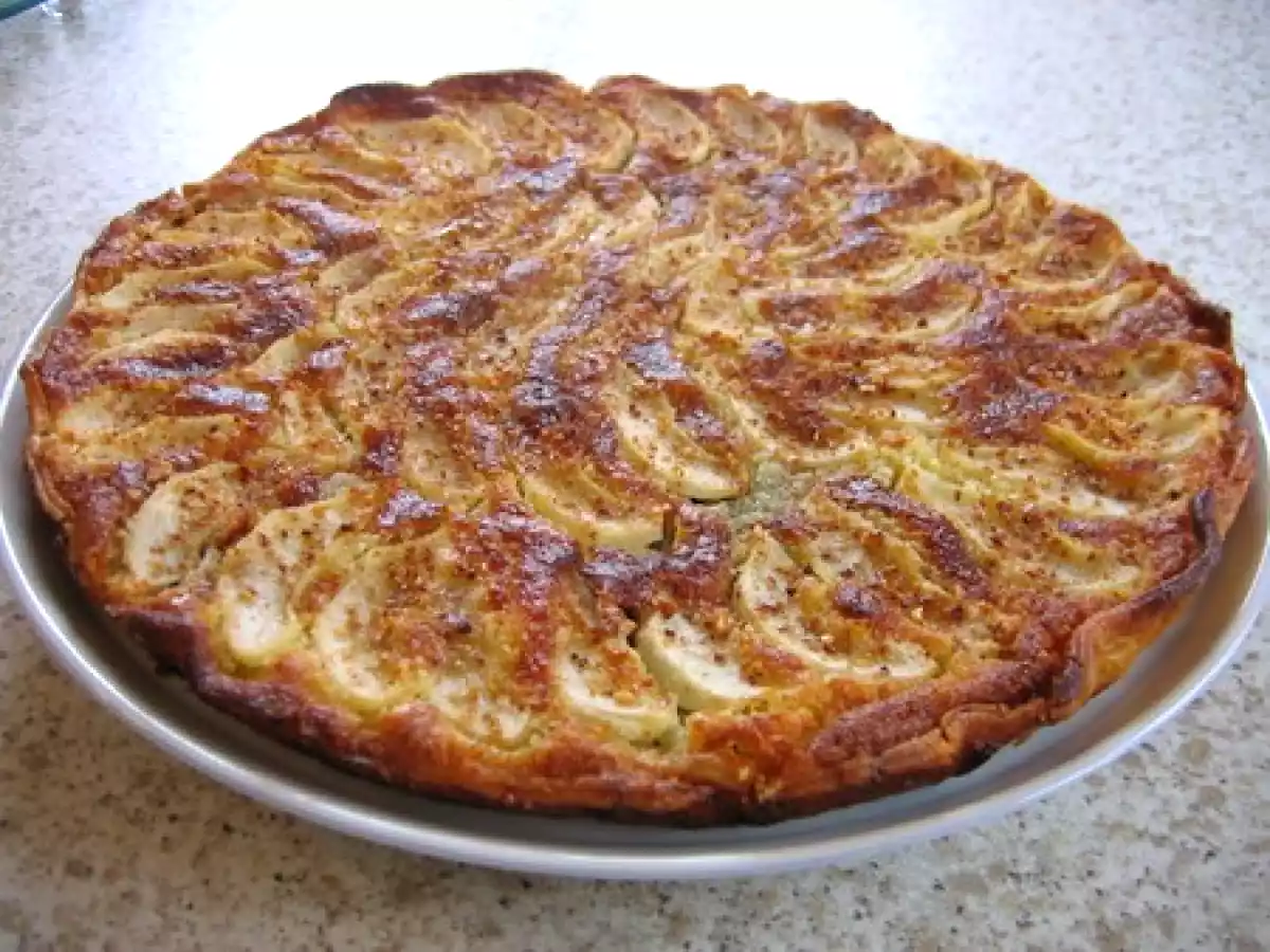 Tarte fondante poire, amande et praliné