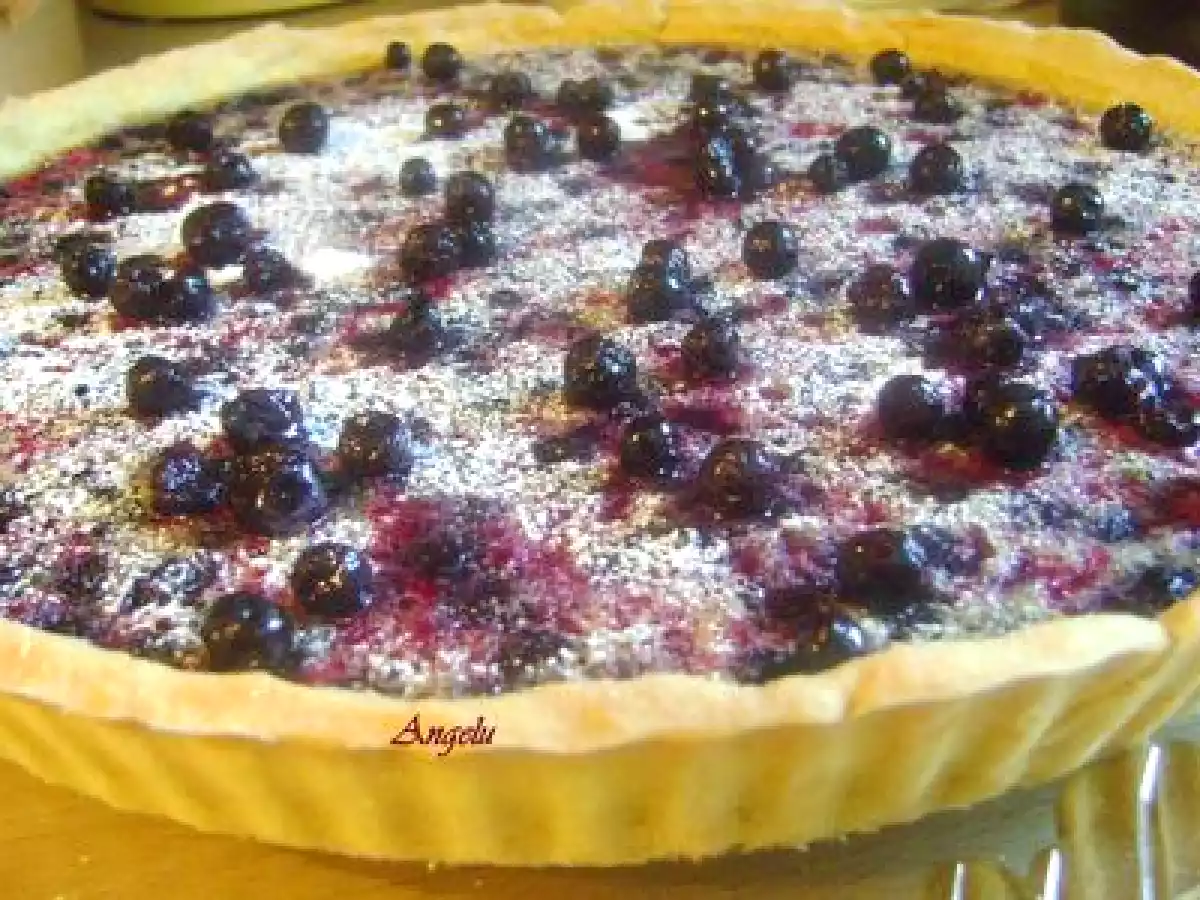Tarte framboises-myrtilles-pistaches