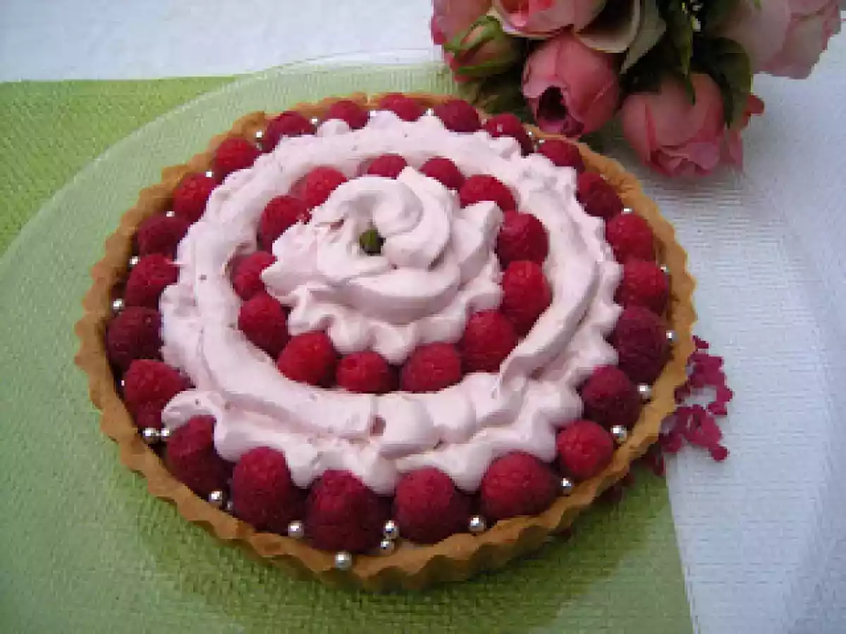 Tarte meringuée rhubarbe-framboises