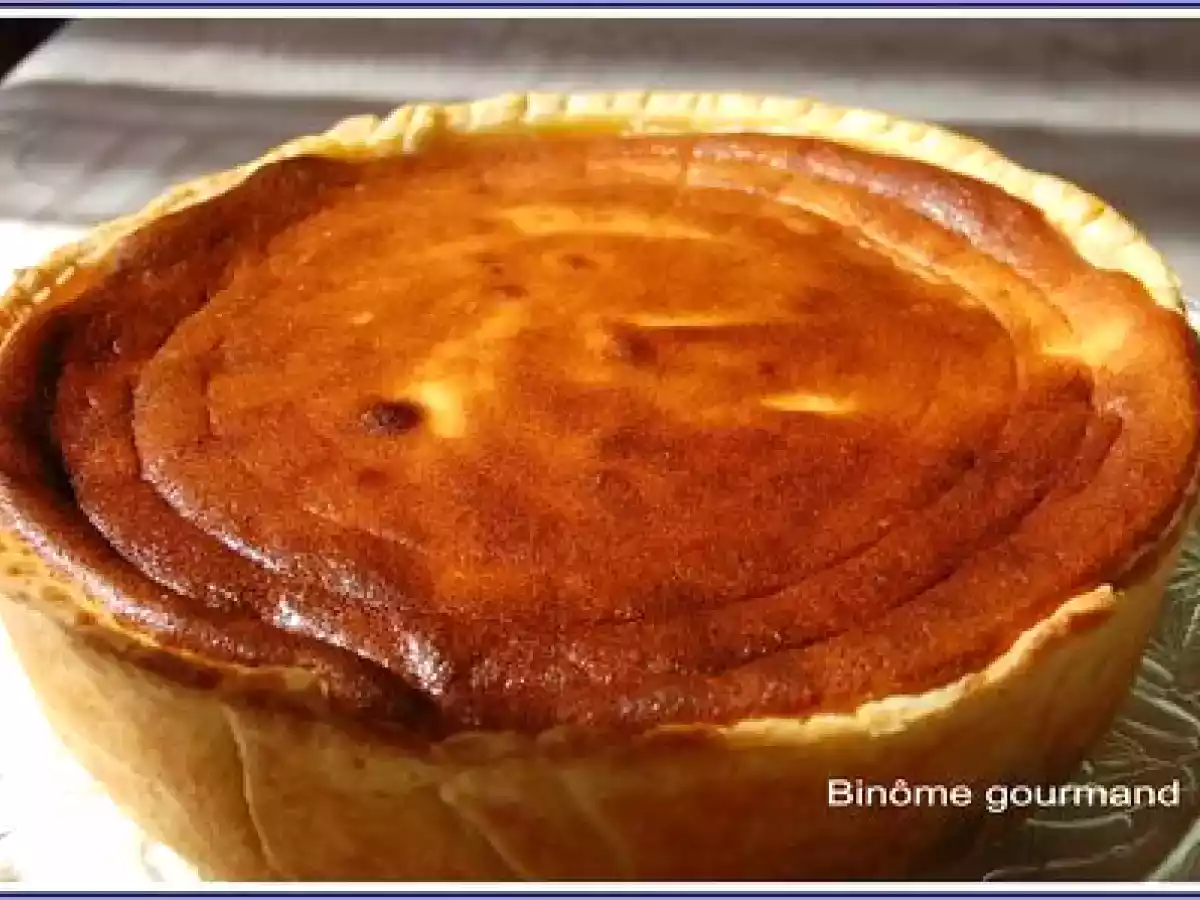 Tarte mousseuse aux prunes rouges et au fromage blanc