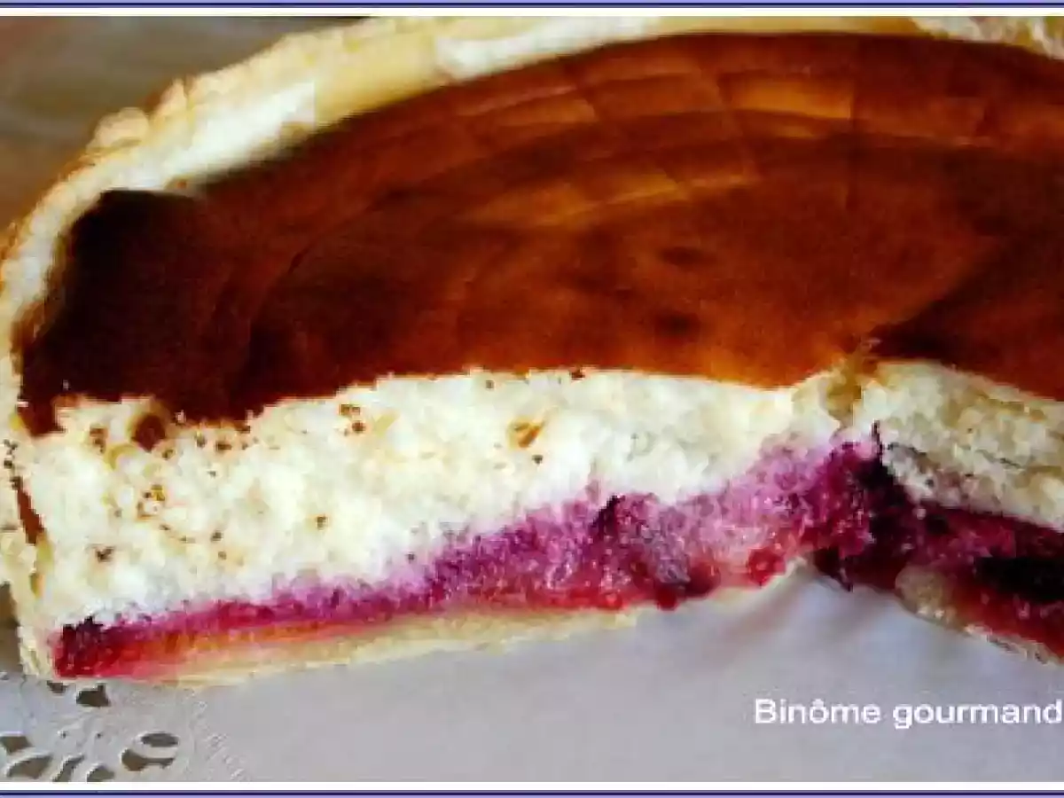Tarte mousseuse aux prunes rouges et au fromage blanc - photo 2