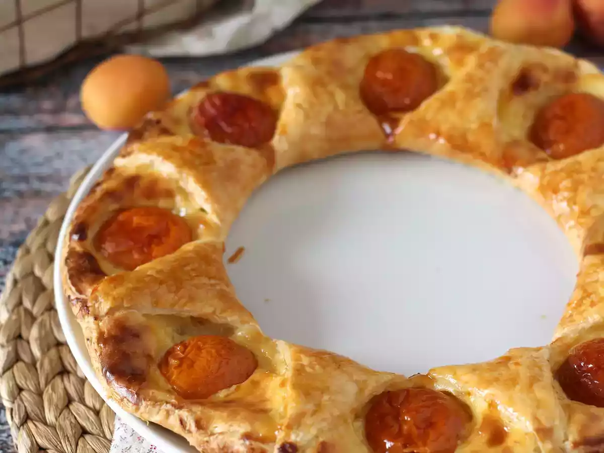 Tarte oranaise - Pâte feuilletée, crème pâtissière et abricots - photo 2