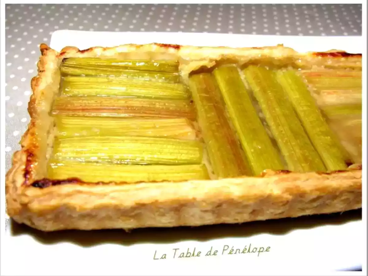 Tarte Rhubarbe à la Fève Tonka - photo 2