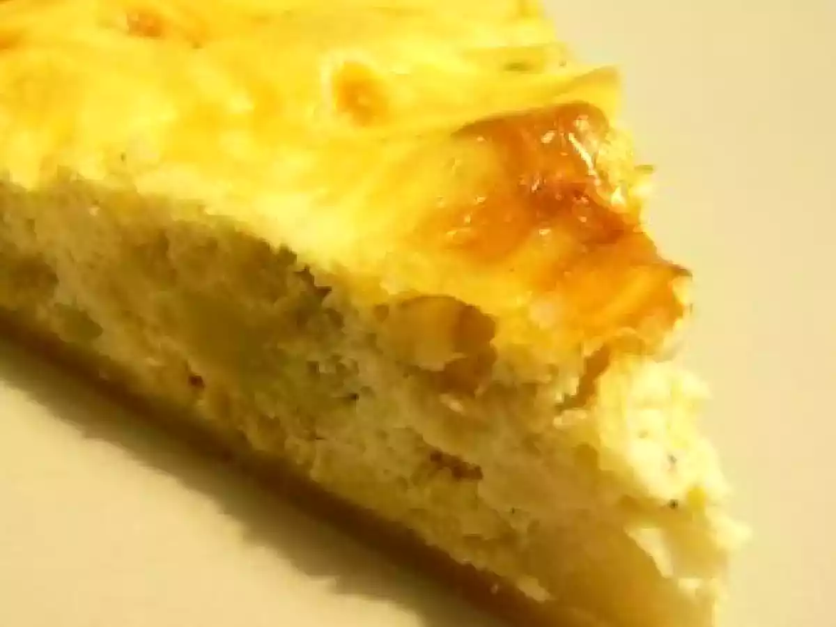 Tarte salée au romanesco et noix de cajou