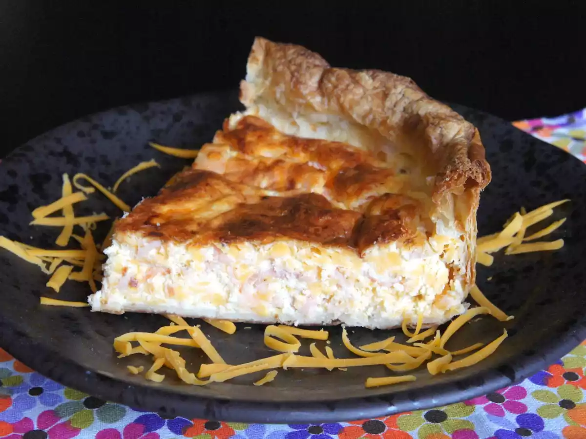 Tarte salée au saumon fumé et à la mimolette - photo 2